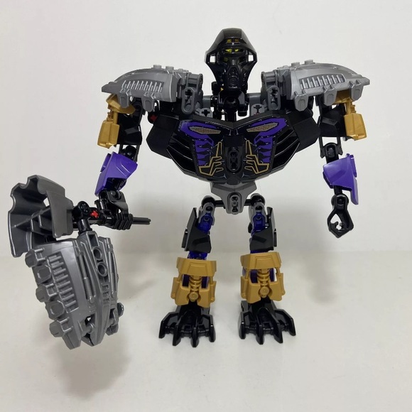 LEGO BIONICLE Onua - Master of Earth 70789 99% Complete No Gold Mask Or Manual. - Picture 2 of 9